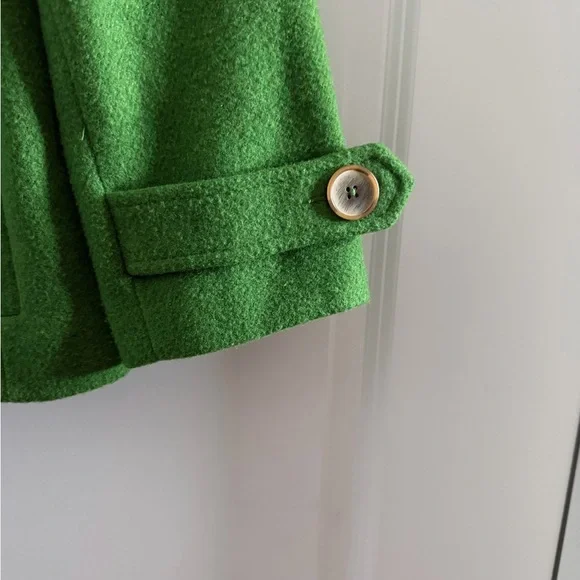 green pea coat. - Picture 4 of 4